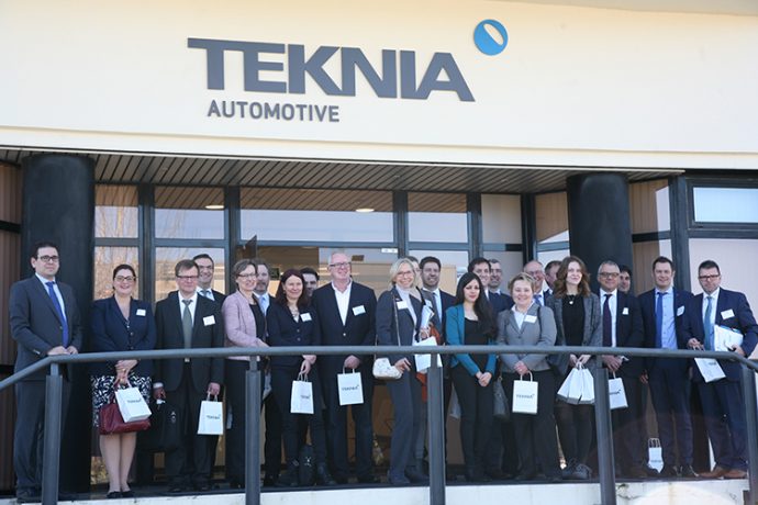 Teknia