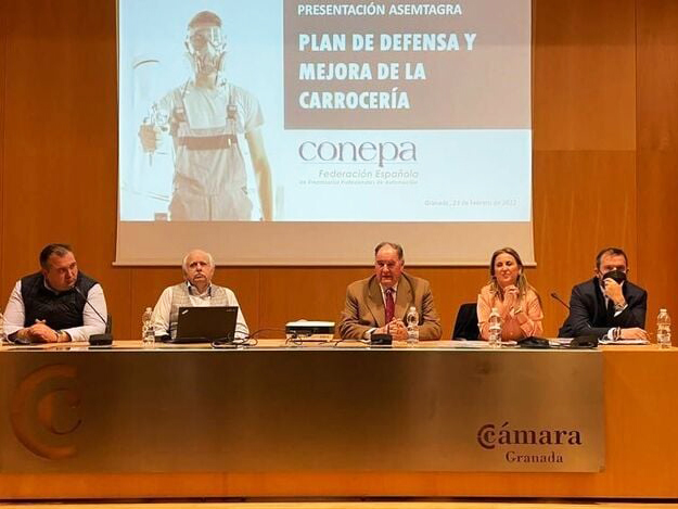 Asemtagra presenta a los talleres granadinos el Plan de Defensa y Mejora de la Carrocería de CONEPA