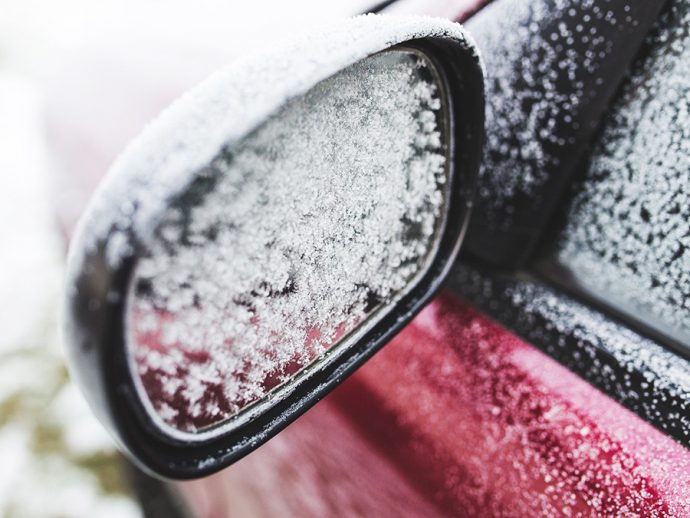 averías del coche en invierno y buenos hábitos de uso para automovilistas