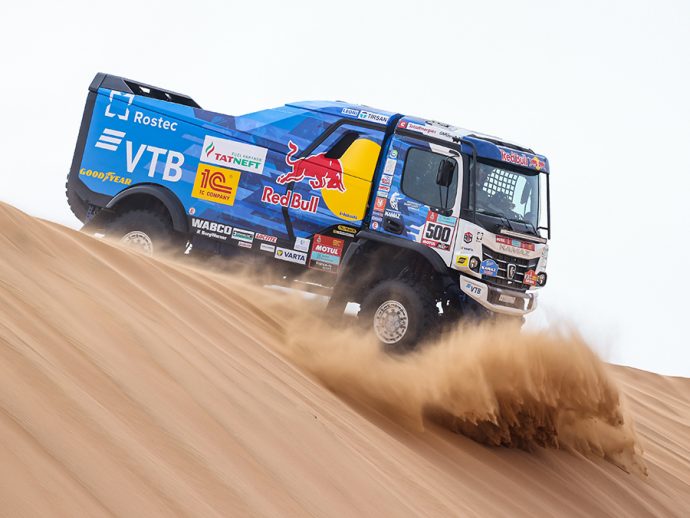 baterías Varta ProMotive AGM impulsan equipo Kamaz Master en el Dakar 2022