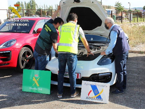 Cae en Valladolid una trama que estafaba al seguro con falsos siniestros en vehículos de importación
