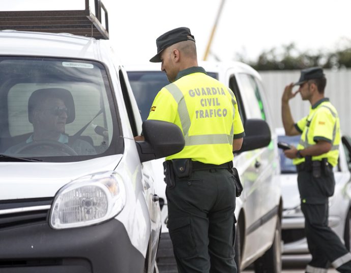 casi 9.500 denuncias campaña DGT noviembre 2019