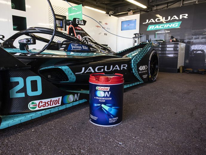 Castrol renueva como proveedor técnico del equipo Jaguar Racing de Fórmula E