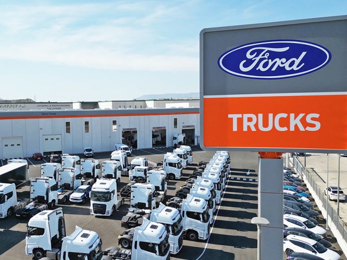 concesionario oficial Ford Trucks en Murcia TerraTrucks estrena instalaciones en Lorquí