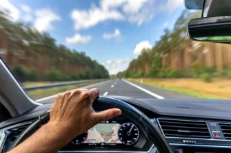 6 consejos para una conducción más consciente este mes de agosto