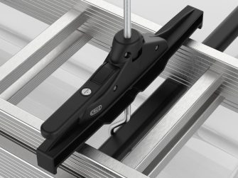 CRUZ lanza su innovador sistema de fijación de escaleras Ladder Clamp