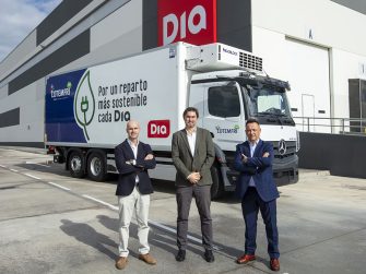 Dia incorpora su primer camión 100% eléctrico de la mano de Mercedes-Benz Trucks