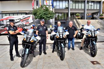 Puertollano licita cinco vehículos y dos motos para reforzar su Policía Local