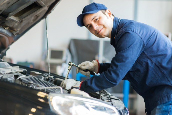 Mechanic repairing a car