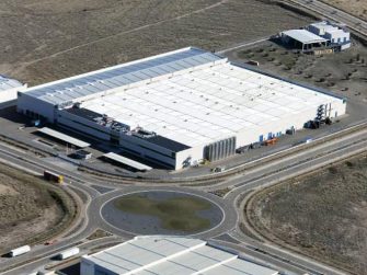 MANN+HUMMEL elige Zaragoza para fabricar protectores para baterías de coche eléctrico