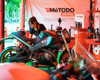 Motul MC Care, revolucionario sistema de limpieza de motos