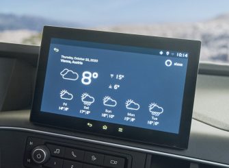 Los nuevos camiones Volvo de gran tonelaje ofrecerán el asistente de voz Amazon Alexa