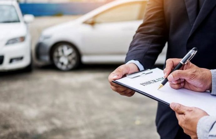 OCU critica acuerdos entre aseguradoras en los siniestros coches