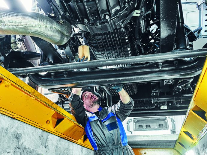 primera edición Escuela de Jóvenes Mecánicos de Iveco España