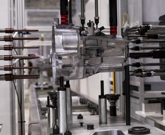 Seat ya fabrica en El Prat la nueva caja de cambios MQ281 del Grupo Volkswagen