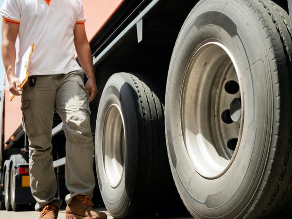 reparación de camiones en la carretera vuelve a ser legal