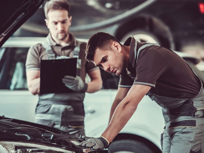 taller especialización en coches híbridos y eléctricos