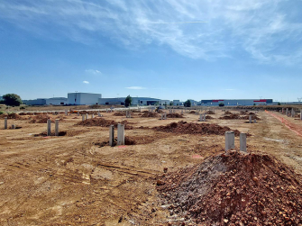 Tiresur avanza en la construcción de su nuevo almacén en Burgos