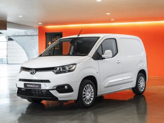 Toyota dará servicio en vehículos comerciales con su nueva marca Toyota Professional