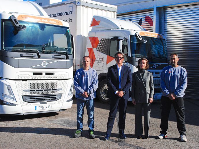 Trucksters adquiere dos cabezas tractoras Volvo FM Electric