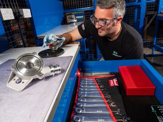 Turbos y Equipos Diesel explica los daños que puede sufrir el turbo por objetos extraños