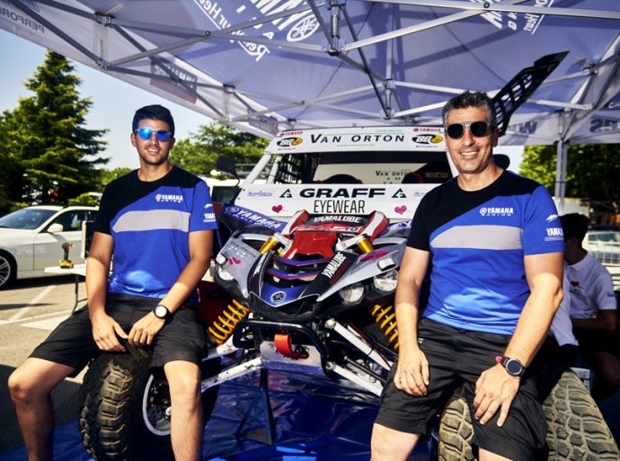 Yago de Prado y Álvaro Moya equipo buggy Yamaha YXZ1000R