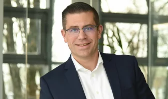 ZF nombra a Mathias Miedreich nuevo CEO tras la salida de Holger Klein